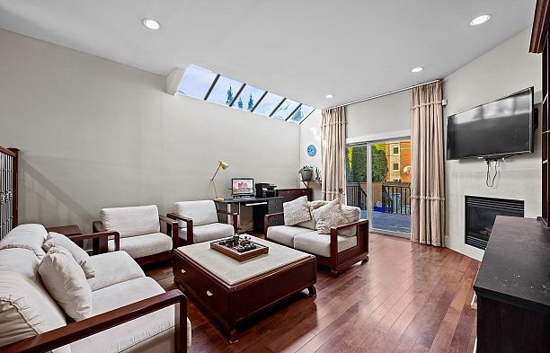 5483 Carnarvon Street Kerrisdale