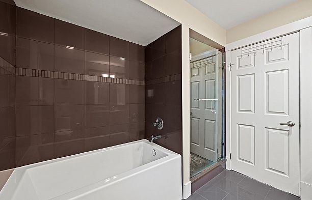 5483 Carnarvon Street Kerrisdale
