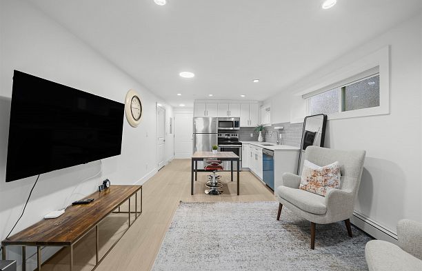 870 W 59th Avenue Marpole