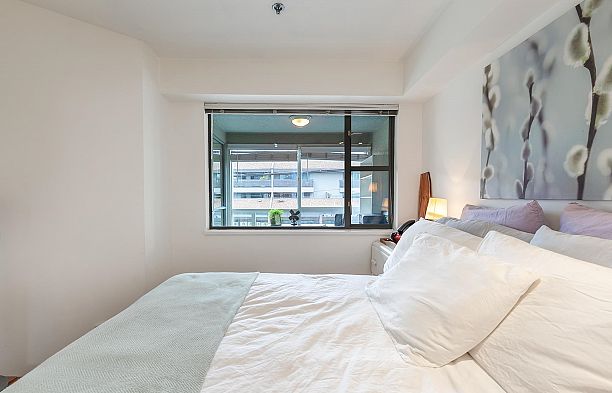 203 2025 Stephens Street Kitsilano