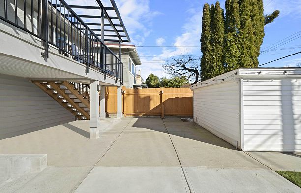 870 W 59th Avenue Marpole