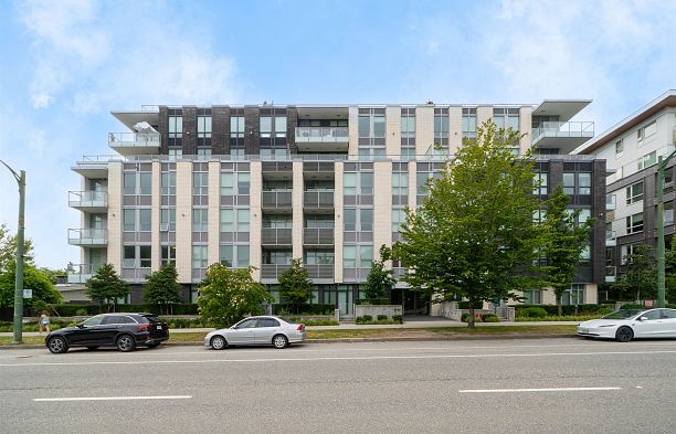 6725 Cambie Street South Cambie
