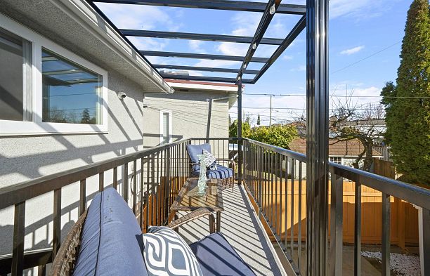 870 W 59th Avenue Marpole