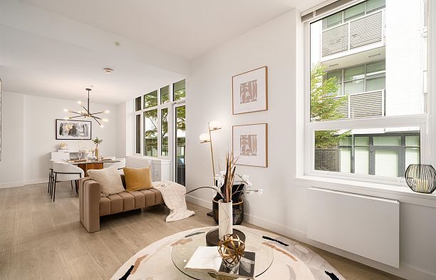 6725 Cambie Street South Cambie