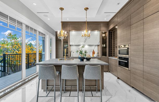 3070 W 44th Avenue Kerrisdale