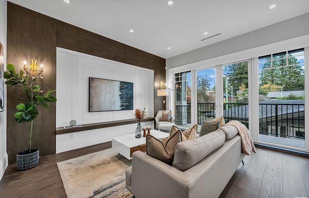 3070 W 44th Avenue Kerrisdale