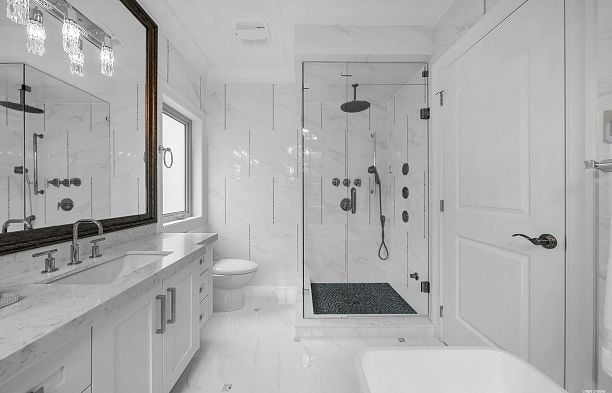 2877 W 15th Avenue Kitsilano