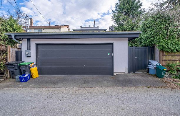 3781 W 24th Avenue Dunbar