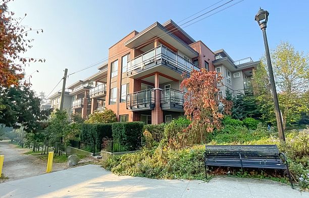 110 7928 Yukon Street Marpole