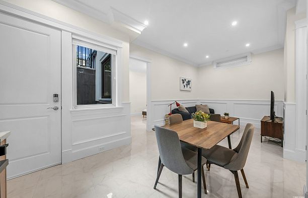 2877 W 15th Avenue Kitsilano