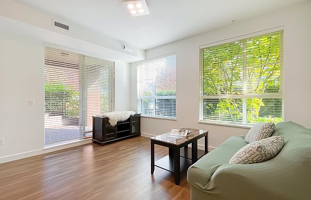 110 7928 Yukon Street Marpole