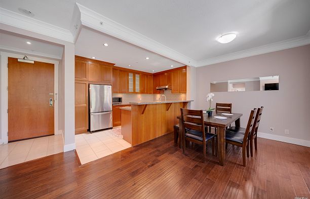 302 4759 Valley Drive Quilchena