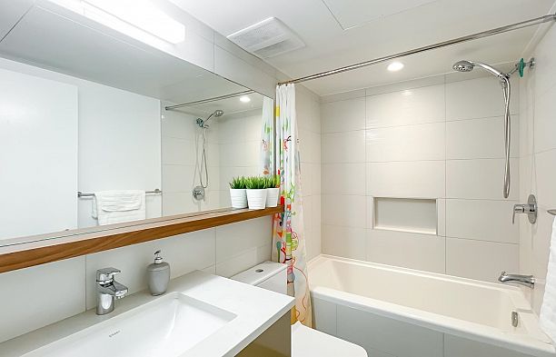 110 7928 Yukon Street Marpole