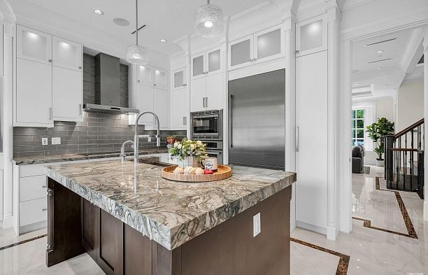 2877 W 15th Avenue Kitsilano