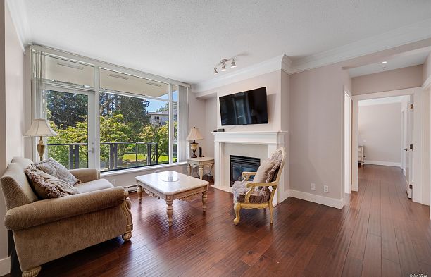 302 4759 Valley Drive Quilchena