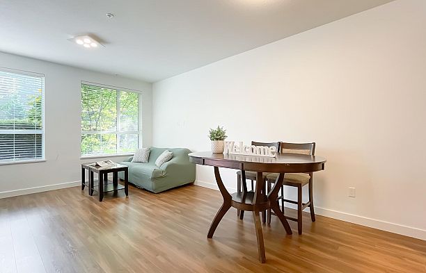 110 7928 Yukon Street Marpole