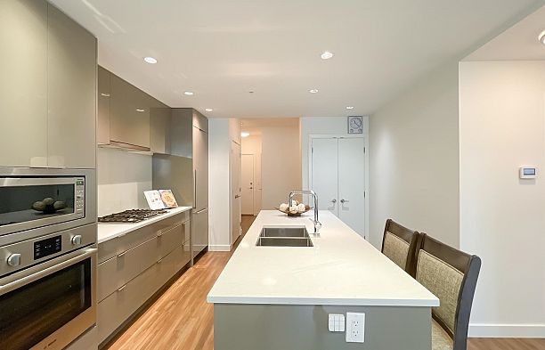 110 7928 Yukon Street Marpole