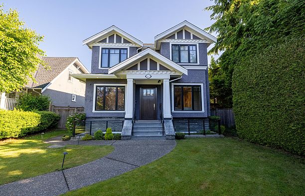 3409 W 32nd Avenue Dunbar