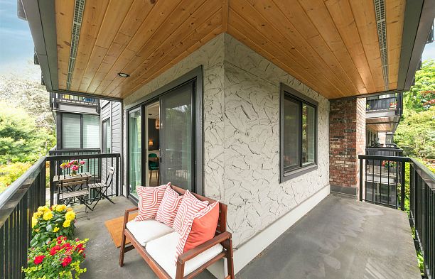 207 2770 Burrard Street Fairview VW