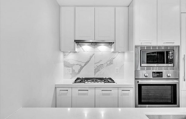 101 7878 Granville Street Marpole