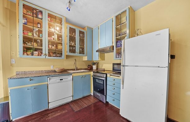 3535- 3539 W 3rd Avenue Kitsilano