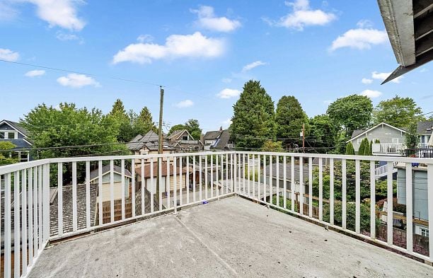 3535- 3539 W 3rd Avenue Kitsilano