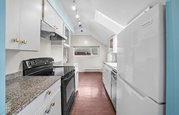 3535- 3539 W 3rd Avenue Kitsilano