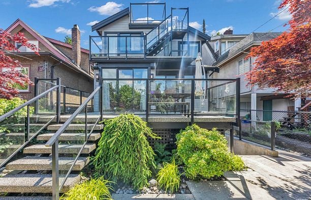 3721 W 16th Avenue Point Grey