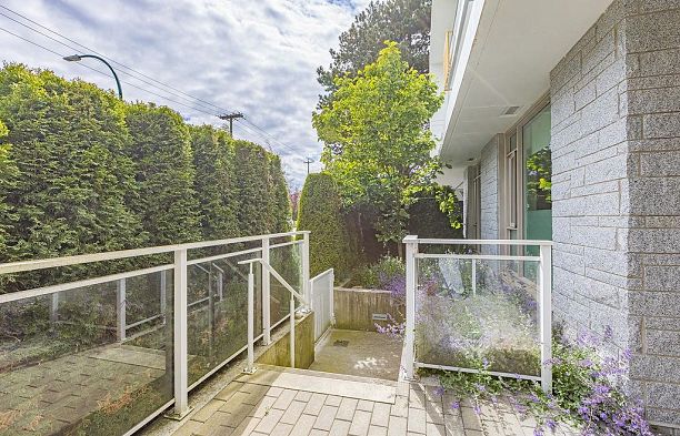 106 375 W 59th Avenue South Cambie