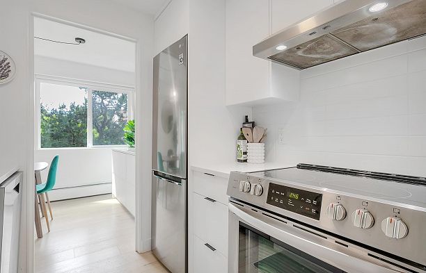 207 2770 Burrard Street Fairview VW