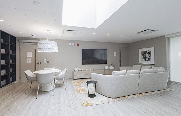 106 375 W 59th Avenue South Cambie