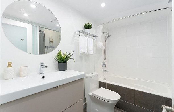1732 Cypress Street Kitsilano