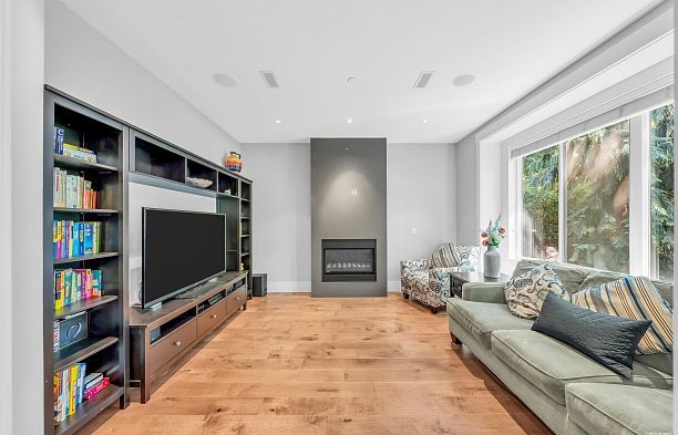 3721 W 16th Avenue Point Grey