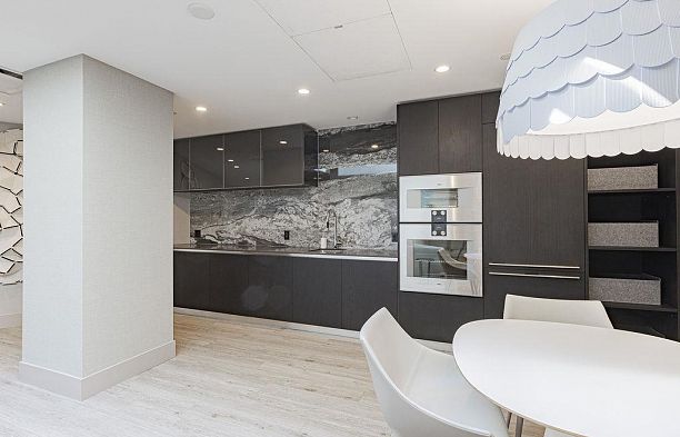 106 375 W 59th Avenue South Cambie