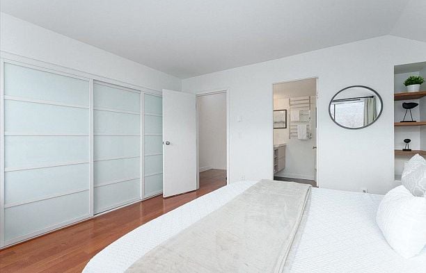1732 Cypress Street Kitsilano