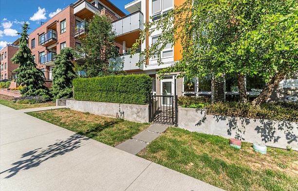 101 7878 Granville Street Marpole