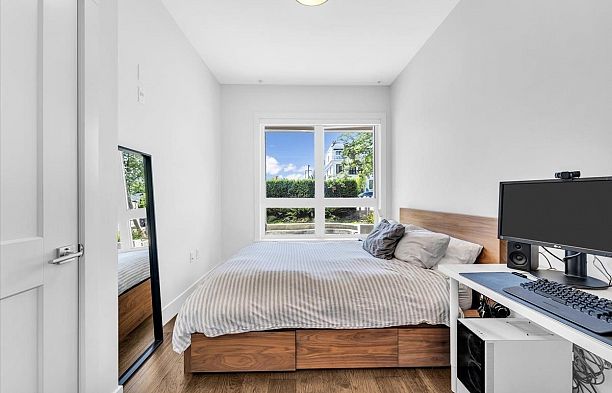 101 7878 Granville Street Marpole