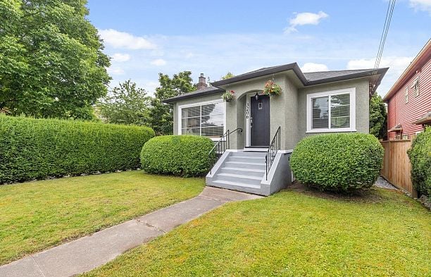 3206 W 7th Avenue Kitsilano