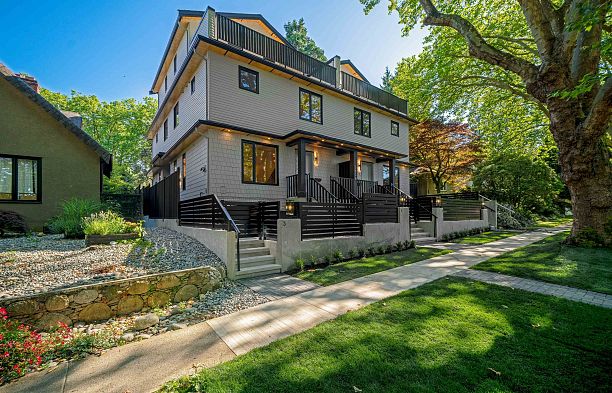 3 3836 W 8th Avenue Point Grey