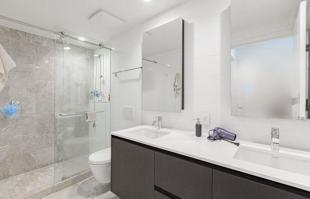 106 375 W 59th Avenue South Cambie