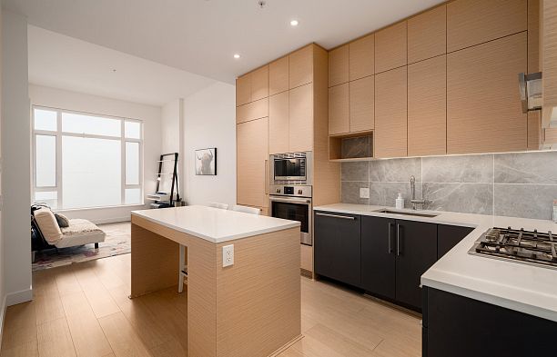 8890 Osler Street Marpole
