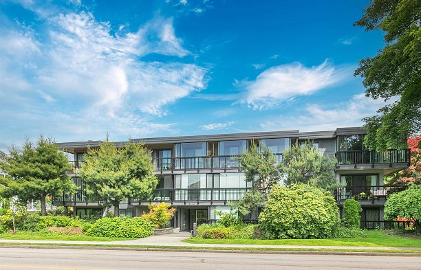 207 2770 Burrard Street Fairview VW
