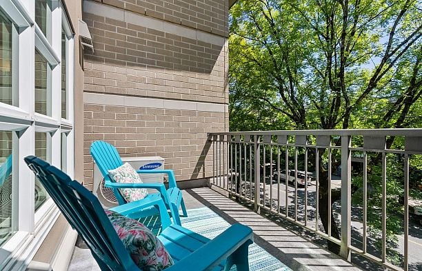 308 2161 W 12th Avenue Kitsilano