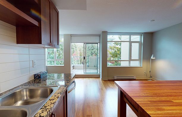 4xx 2288 W BROADWAY, Vancouver BC V6K 0B3 Kitsilano