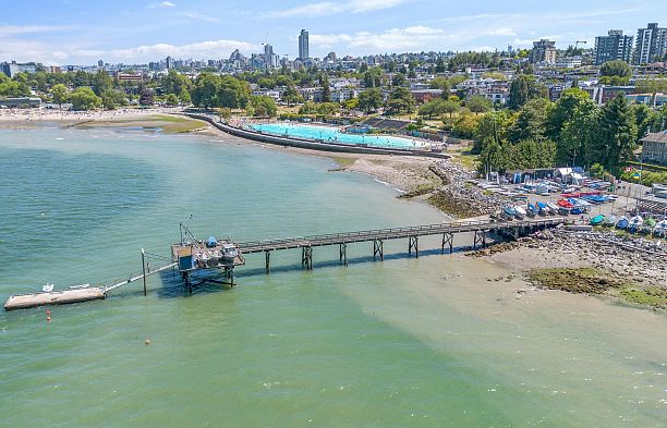 303 2469 Cornwall Avenue Kitsilano