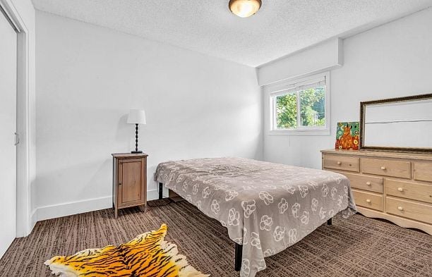 2575 W 3rd Avenue Kitsilano