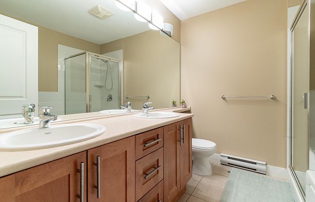 301 4885 Valley Drive Quilchena