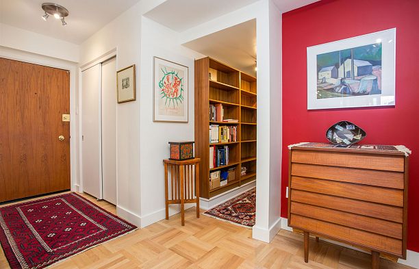 101 6076 Tisdall Street Oakridge VW