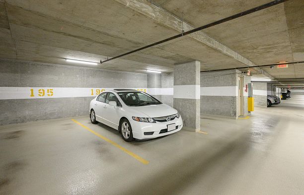 987 Richards Street Downtown VW