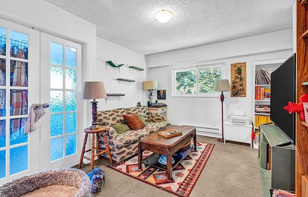 2575 W 3rd Avenue Kitsilano